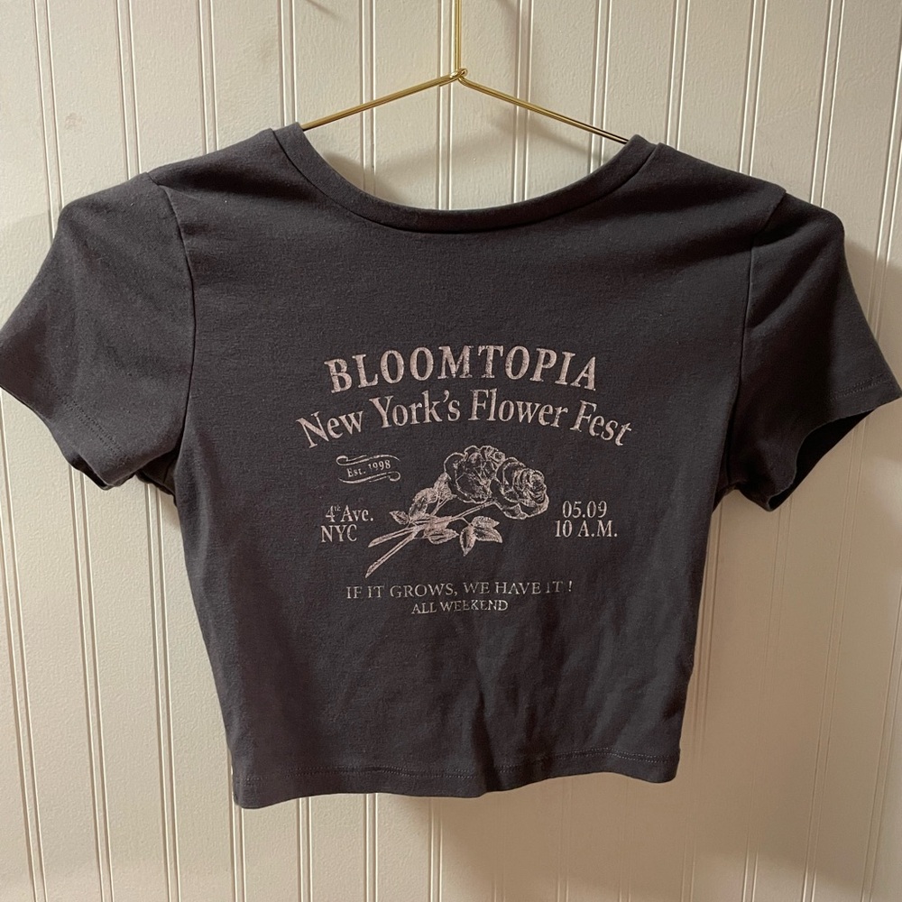 garage women’s cropped tee small